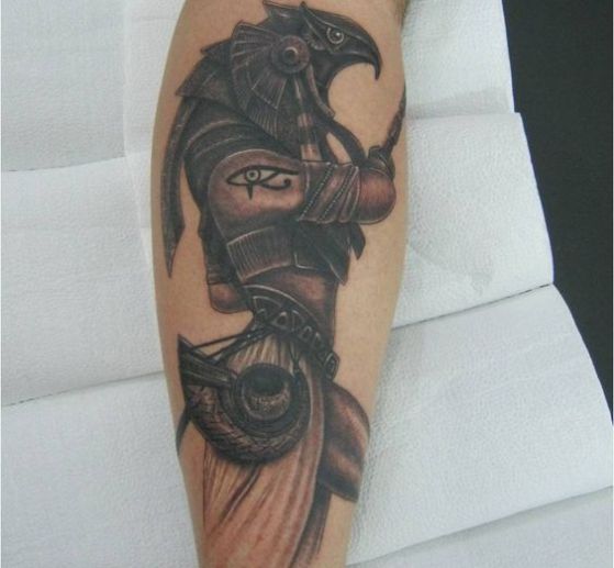 Tatouage Ra (3)