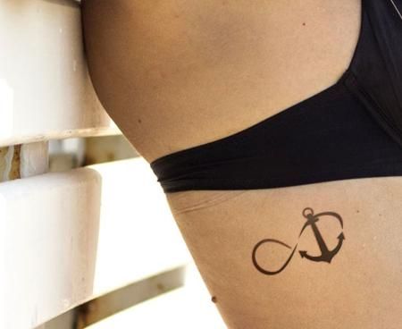 Tatouage Ancre Femme (14)