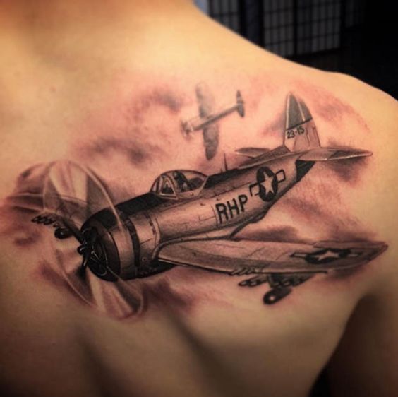 Tatouage Avion Homme (2)