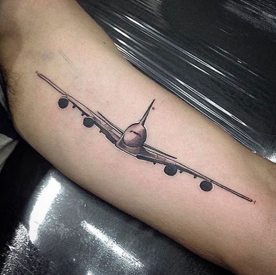 Tatouage Avion Homme (5)