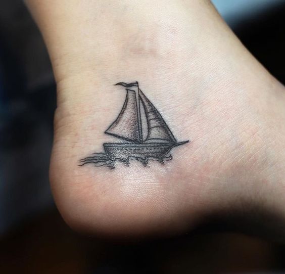 Tatouage Bateau Simple Femme (4)