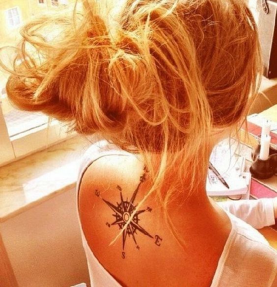 Tatouage Boussole Femme (6)