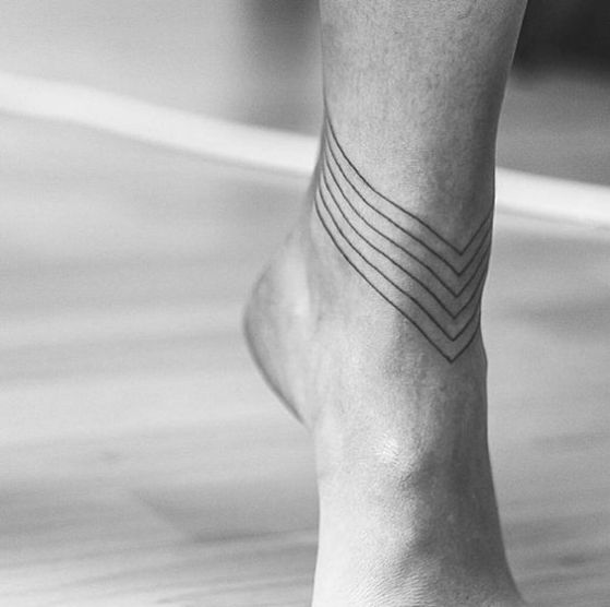 Tatouage Cheville Homme (17)