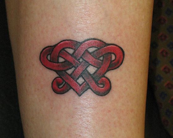 Tatouage Coeur Infini