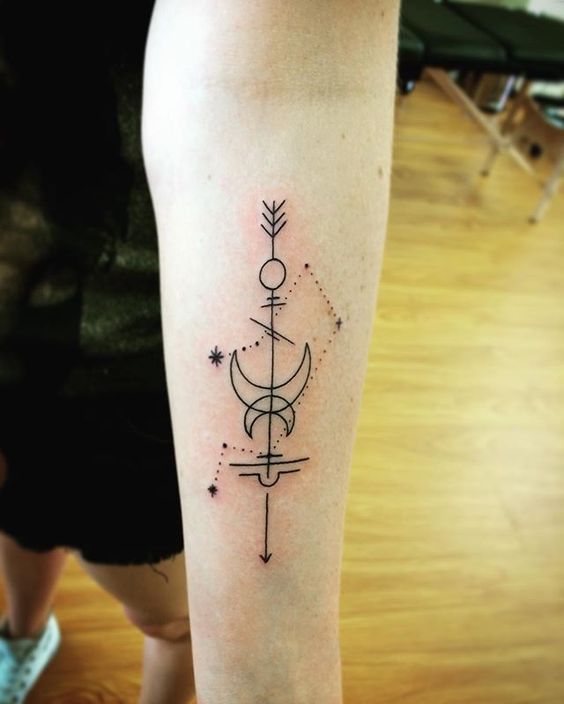 Tatouage Constellation Femme (13)