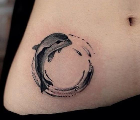 Tatouage Dauphin Petit (1)