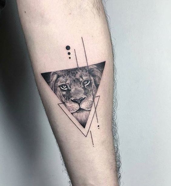 Tatouage Deux Triangles (3)