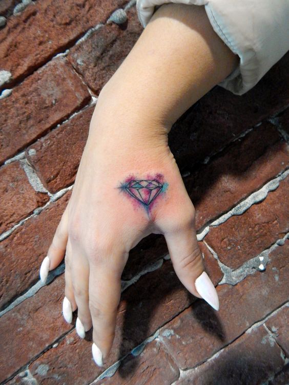 Tatouage Diamant Femme (7)