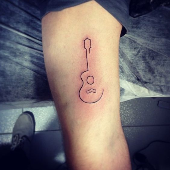 Tatouage Guitare Minimaliste (9)