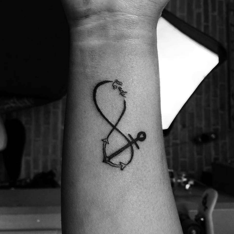 Tatouage Infini Noms (6)