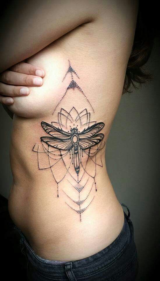 Tatouage Libellule Femme (1)