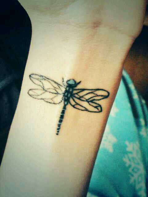 Tatouage Libellule Petit (5)