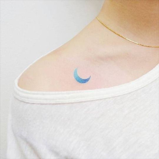 Tatouage Lune Femme (3)