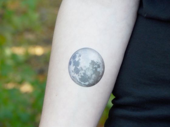 Tatouage Lune Homme (9)