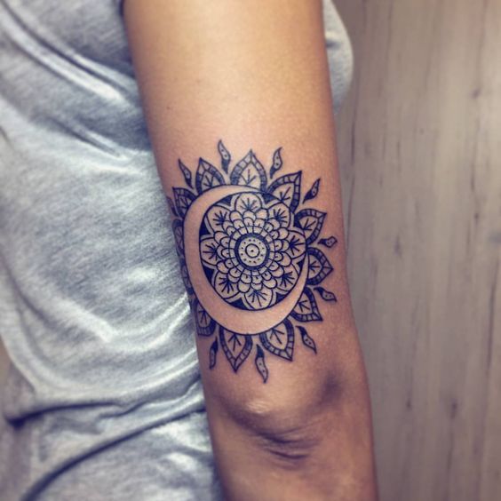 Tatouage Mandala Femme (5)