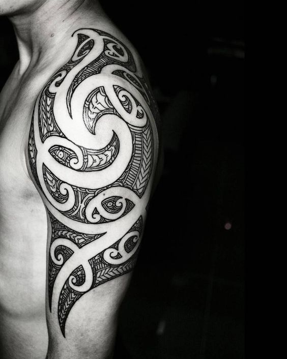 Tatouage Maori Epaule (1)