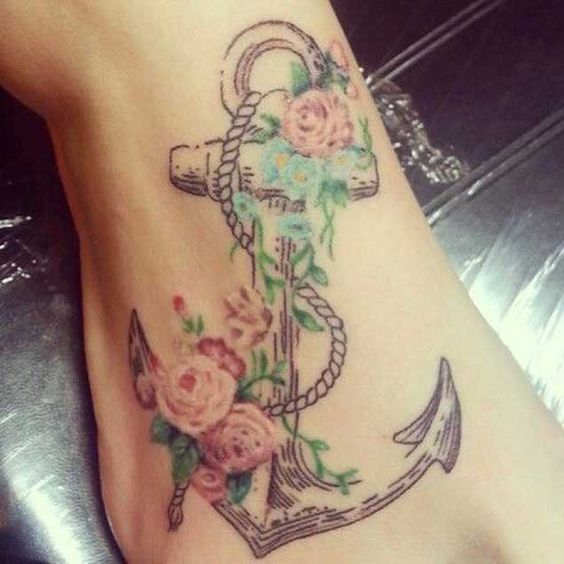 Tatouage Pied Femme (2)