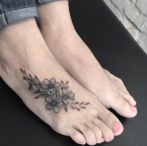 Tatouage Pied Femme (4)