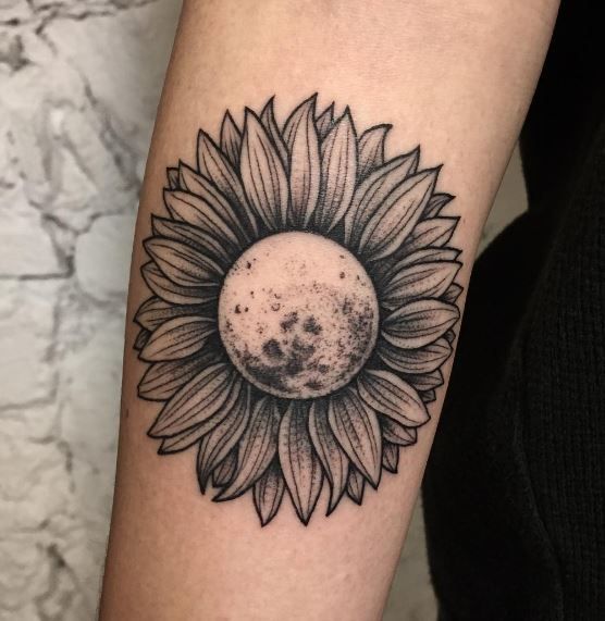 Tatouage Pleine Lune (3)