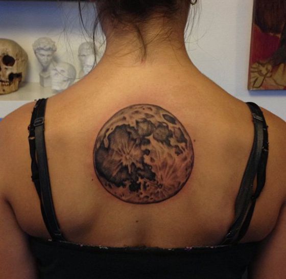 Tatouage Pleine Lune (5)