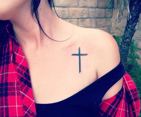 Tatouage Religieux Croix (1)