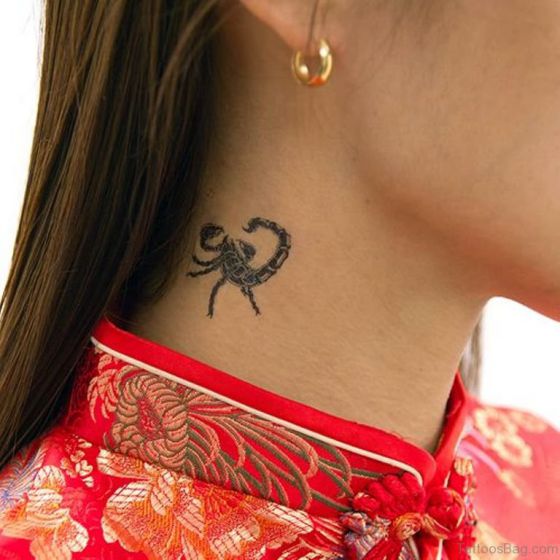 Tatouage Scorpion Femme (6)