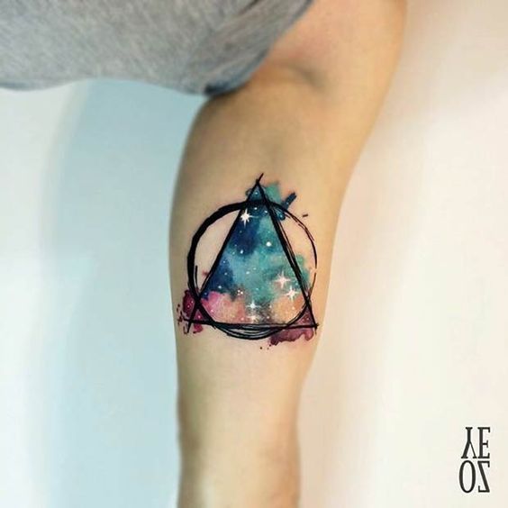 Tatouage Triangle Homme (10)