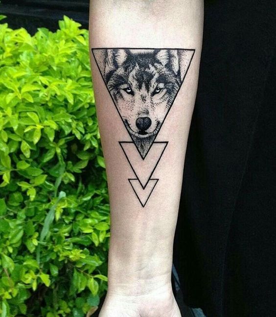 Tatouage Triangle Homme (8)