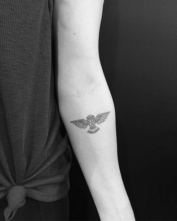 Tatouages Aigle Femme (1)