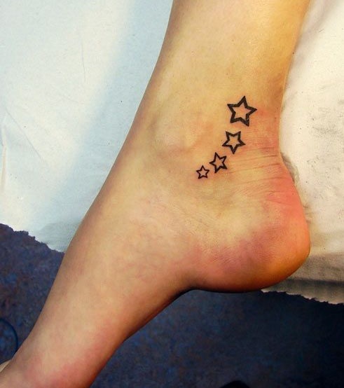 Tatouages Stars Femme (1)