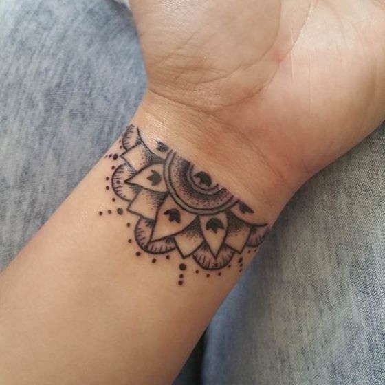 tatuaje estilo mandala