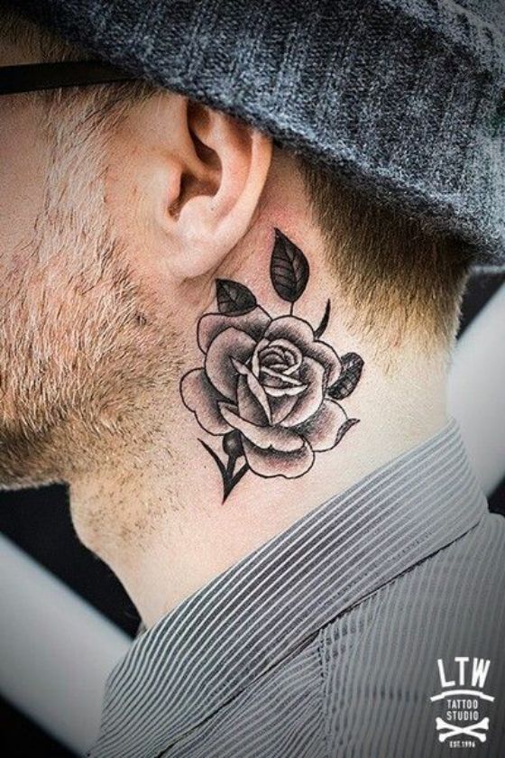 cuello rosa tatuaje