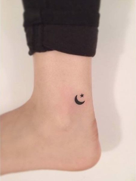 Tatuajes De Luna Y Estrellas (8)