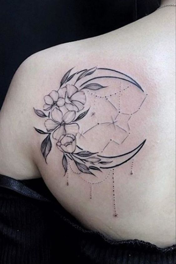 Tatuajes De Media Luna (17)