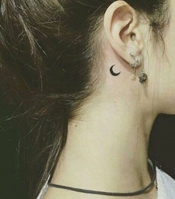 Tatuajes De Media Luna (19)