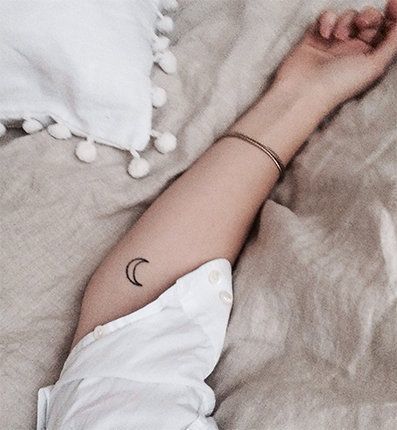 Tatuajes De Media Luna (5)