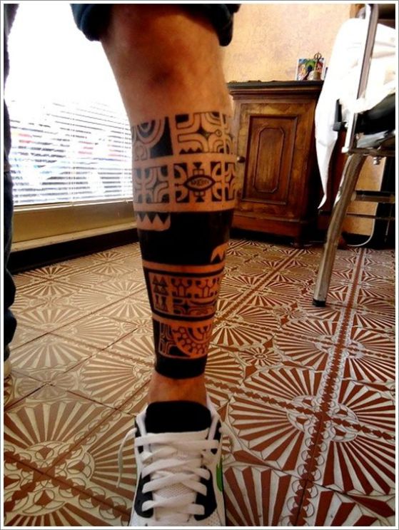 pierna estilo tatuaje maories