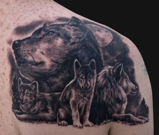 tatuaje de lobo manada