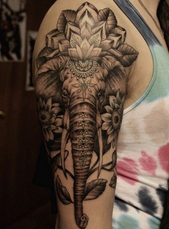 animales y flores tatuados