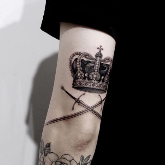 diseño de tatuaje en el brazo