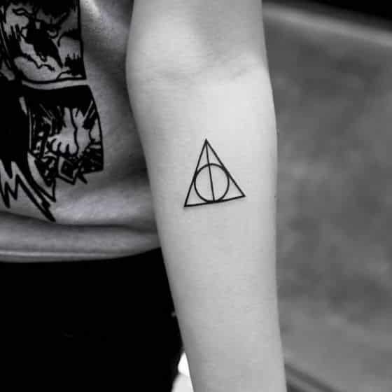 harry potter simbolo tatuaje