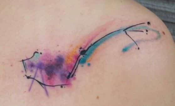 tatuaje constelacion escorpio con colores