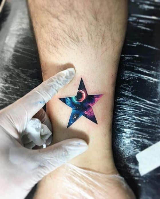 +50 Tatuajes de estrellas - significados y diseños para hombres y mujeres