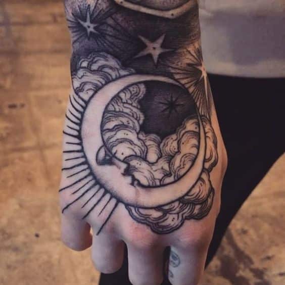 tatuajes en la mano estrellas