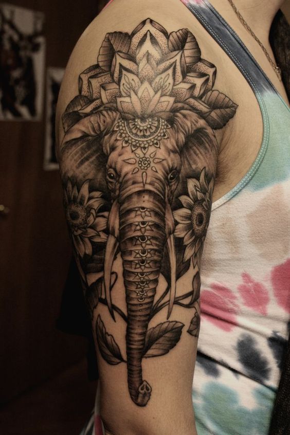 Tatuaje De Mandala Tatuado (2)