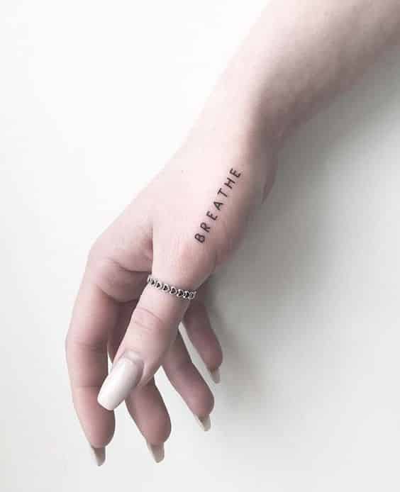 Tatuajes Pequeños Para Hombres Y Mujeres Fotos Y Diseños Geniales