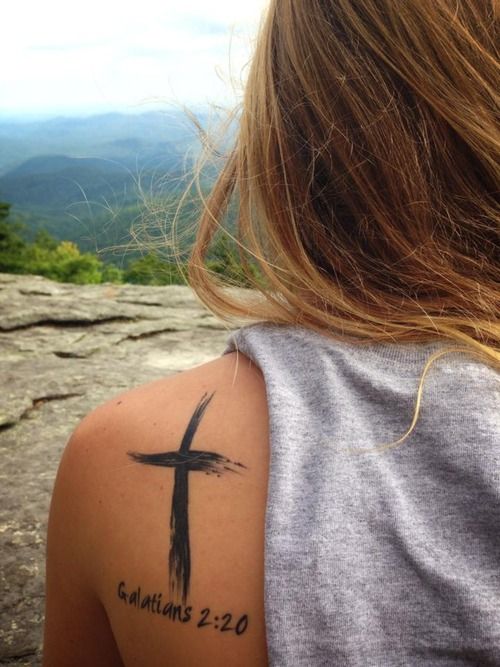 Tatuaje De Cruces Mujeres (5)