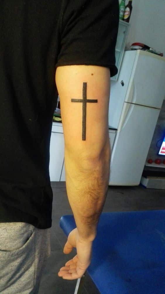 Tatuajes De Cruces En Los Brazos (10)