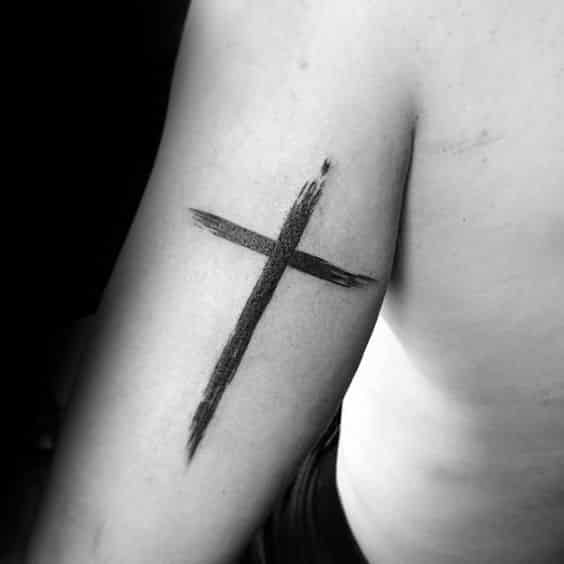 Tatuajes De Cruces En Los Brazos (5)