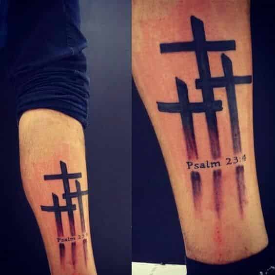 Tatuajes de CRUCES 【⋆ Significados ⋆ Tendencias】